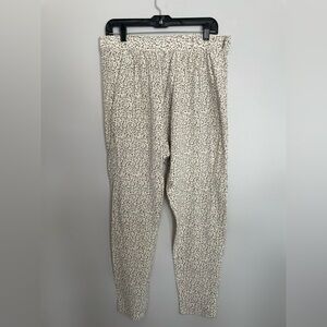 Black and White Printed Pants